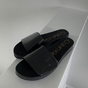 Calvin Klein women’s slides size 7